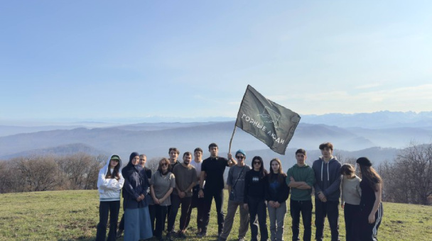 Аят Тлакодугова