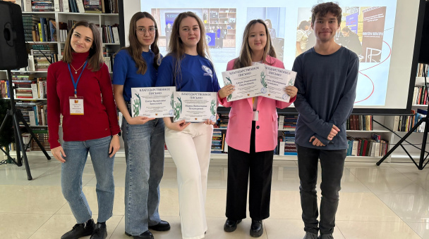 Выступление активистов МЦ РГО АО