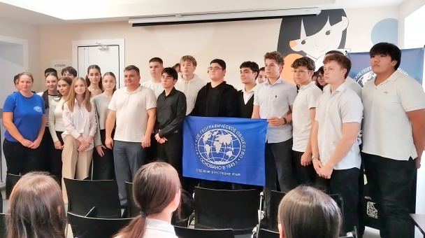 Встреча с летчиком-испытателем Валерием Епанчинцевым