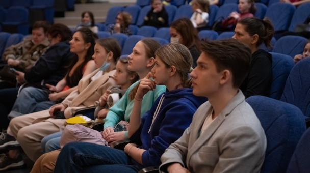 «Белуха. Фильм-восхождение»