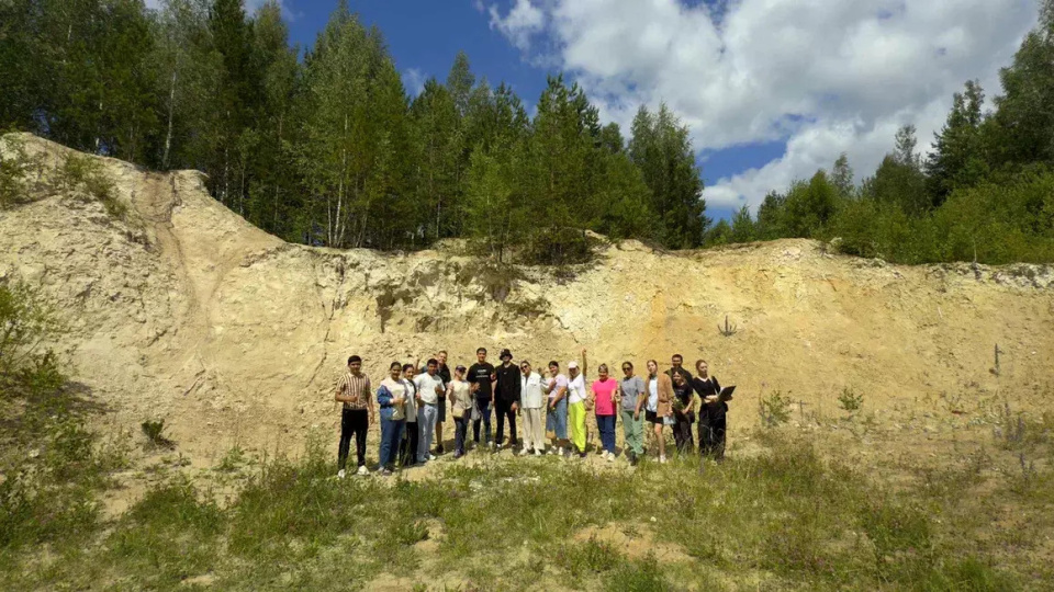 Карьер диатомитов (трепелов) Карьер диатомитов (трепелов)