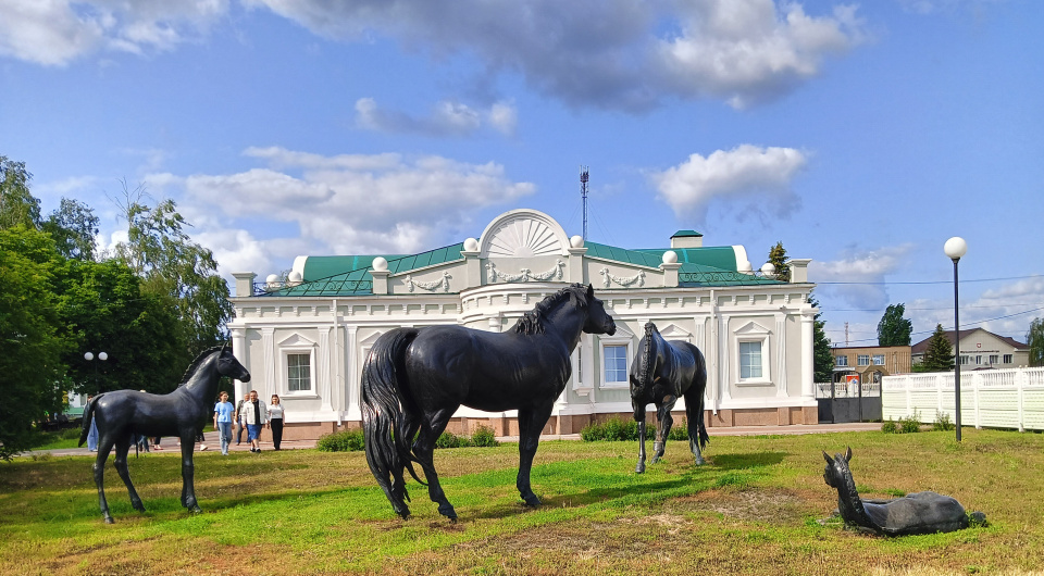 Скульптурная экспозиция