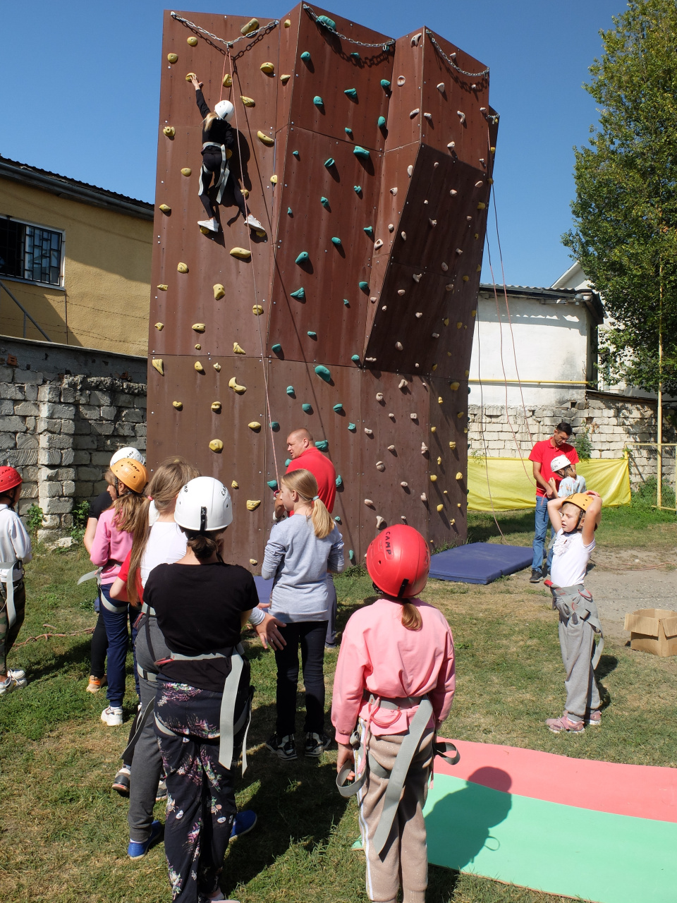 Молодежный клуб Крымского отделения РГО Молодежный клуб Крымского отделения РГО