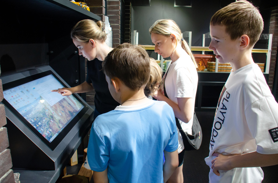 Василий Максимов