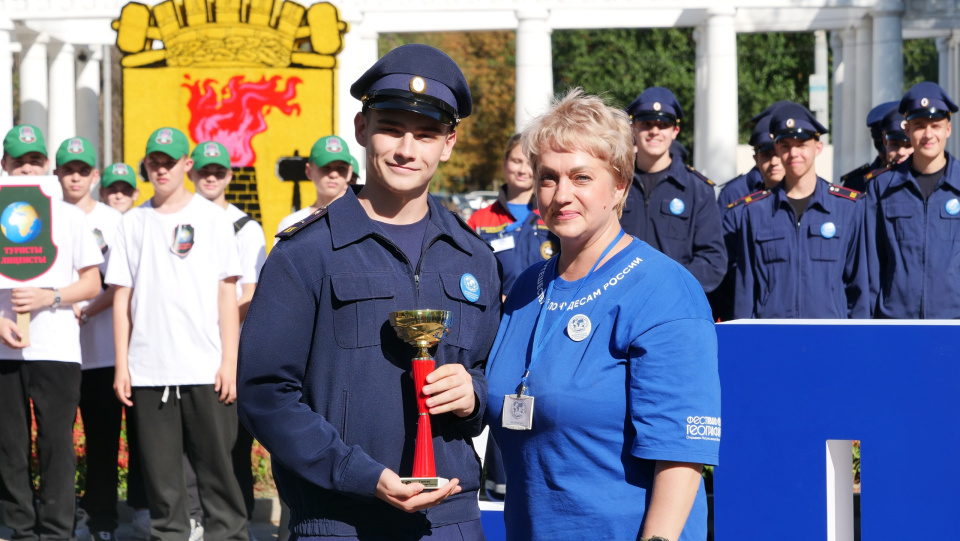 Турнир географы-туристы в Луганске