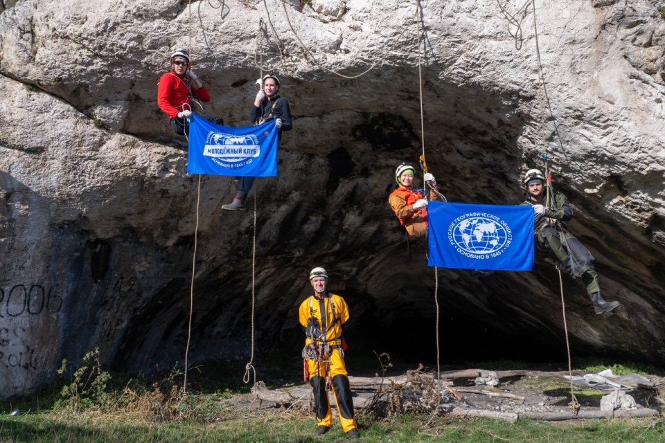 Евгений Петросян