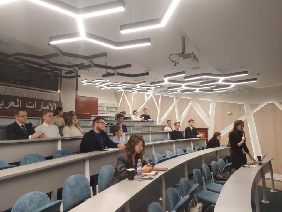 Секция "Критическая политическая география"