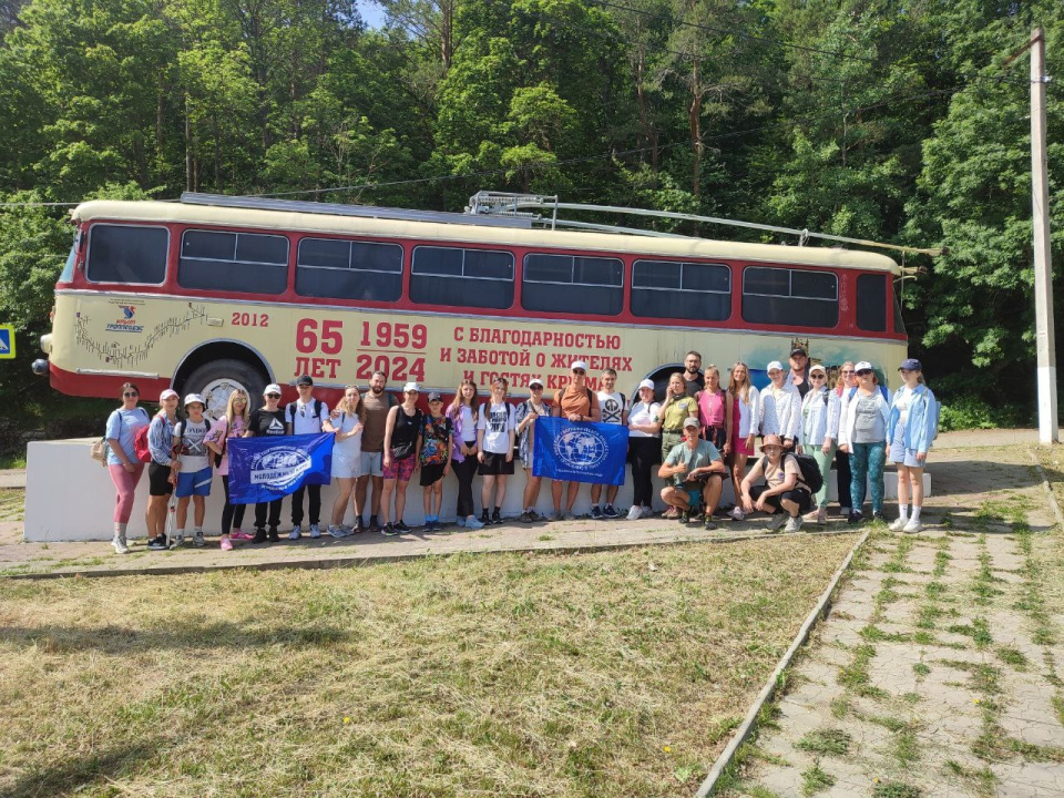 МНОГО ГОР НА ДЕНЬ РОССИИ_02 МНОГО ГОР НА ДЕНЬ РОССИИ_02