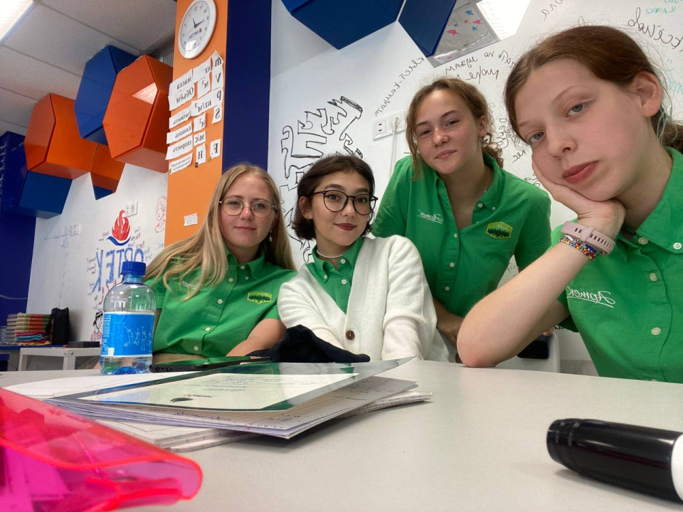 Занятия в школе МДЦ "Артек"