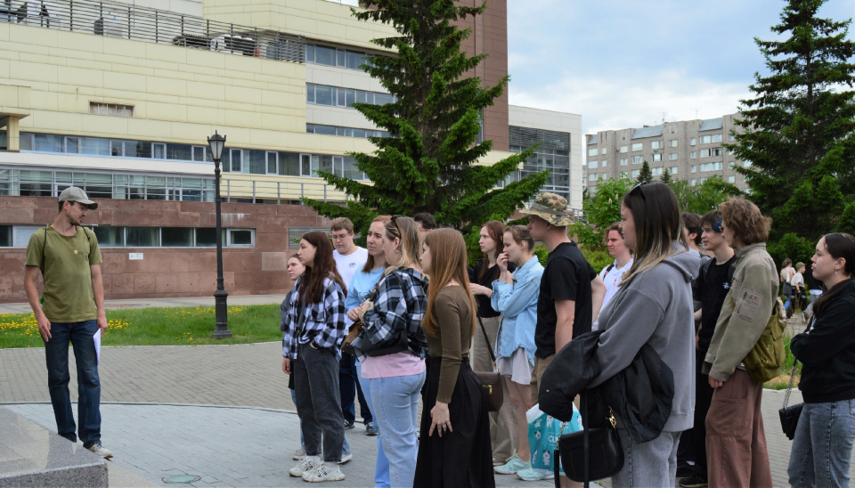 Участники экскурсии